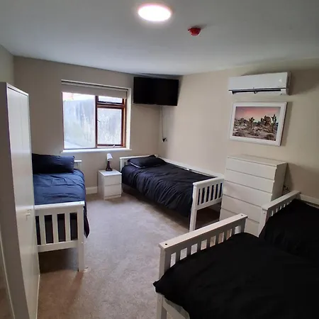 بيت للعطل Ambassador House