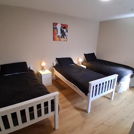 Ambassador House بيت للعطل