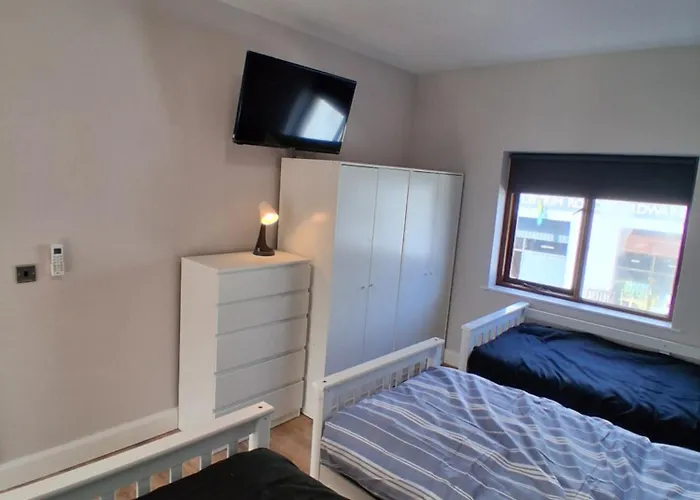 Ambassador House Hébergement de vacances *